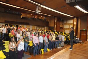 Hablar en público de manera autentica es algo que tu también puedes aprender.